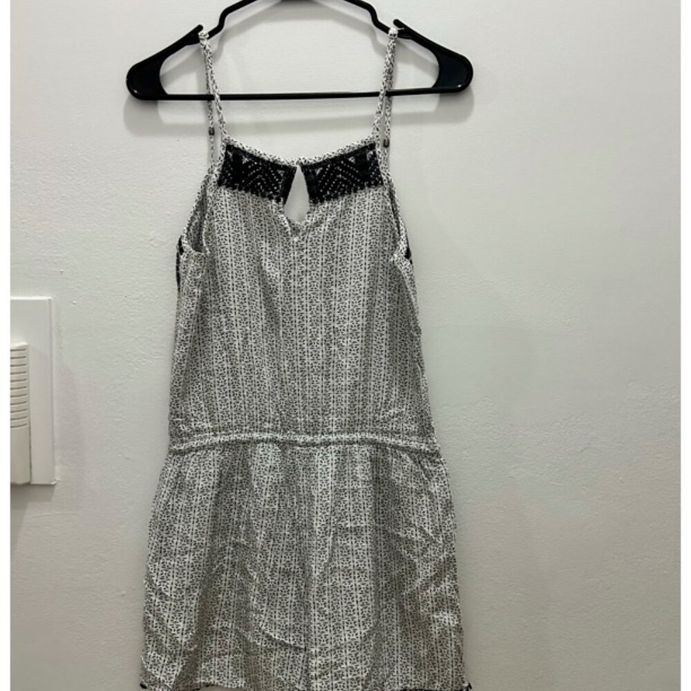 Patterned Romper - Picture 2 of 2